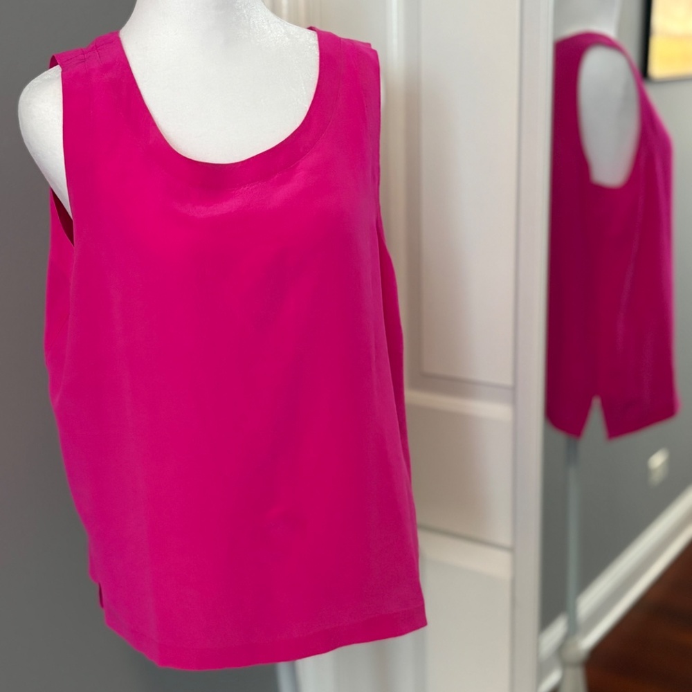 Vibrant Fuchsia 100% Silk Scoop Neck Shell